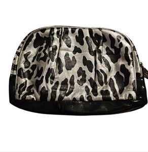 Betseyville Cosmetic Makeup Bag Cheetah Leopard print w/ vegan black patent trim